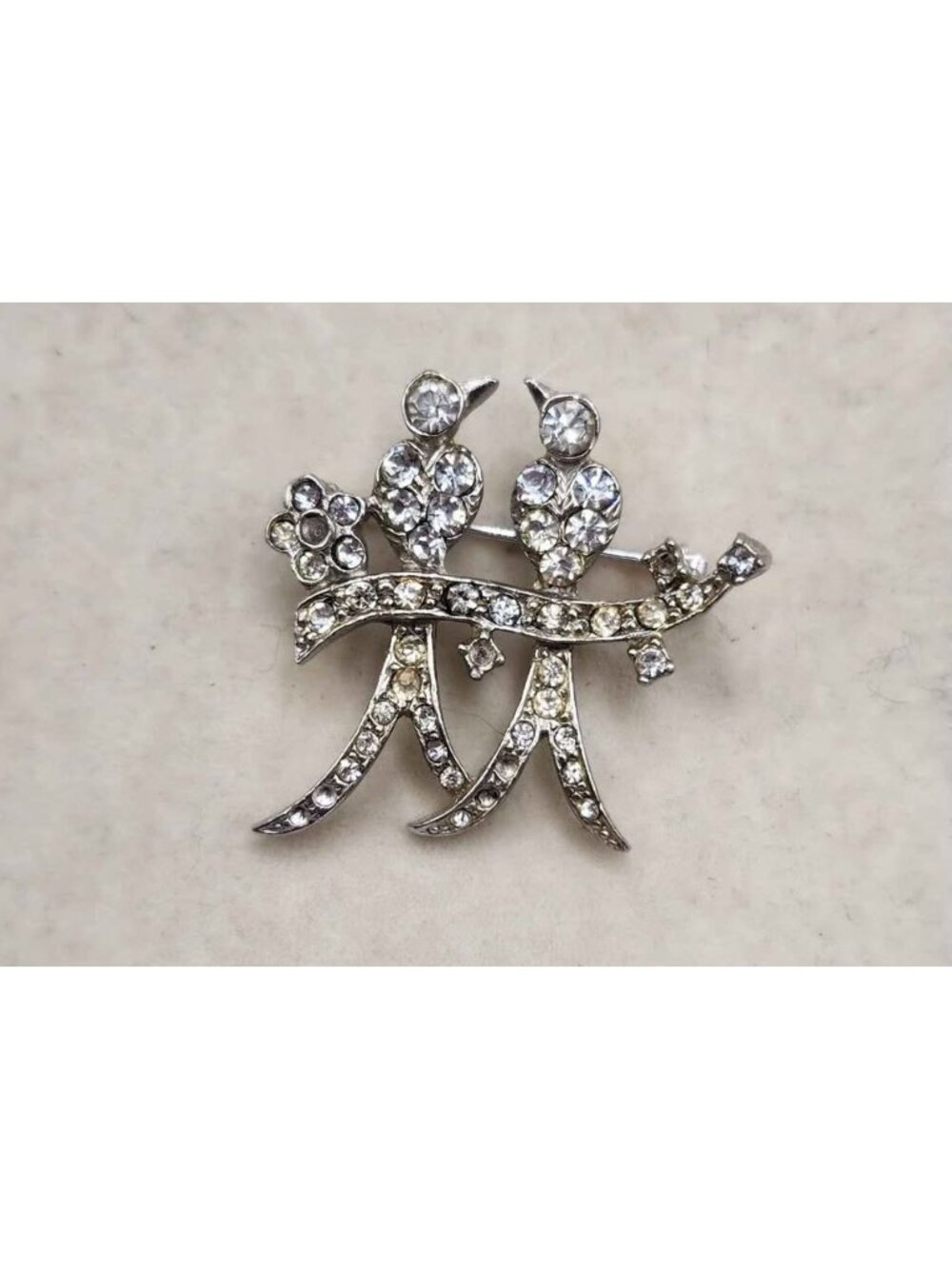 Rhinestone Brooch - 2 Lovebirds Vintage - missing stones